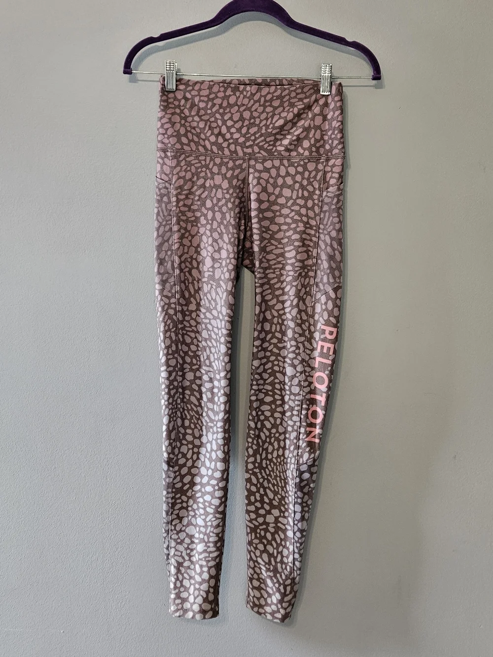 Peloton Mauve Pink Leopard-Print High-Waist Leggings - Picture 1 of 4
